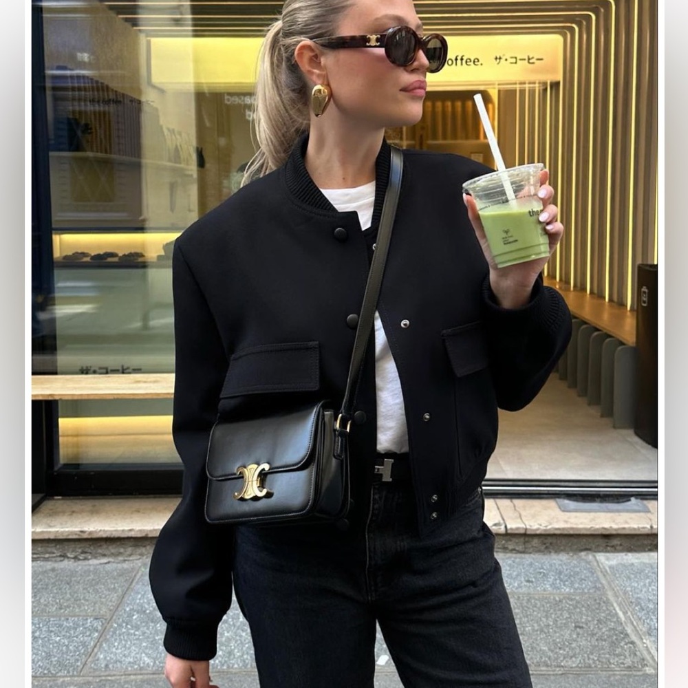 SOLD OUT - Picture 8 of 9